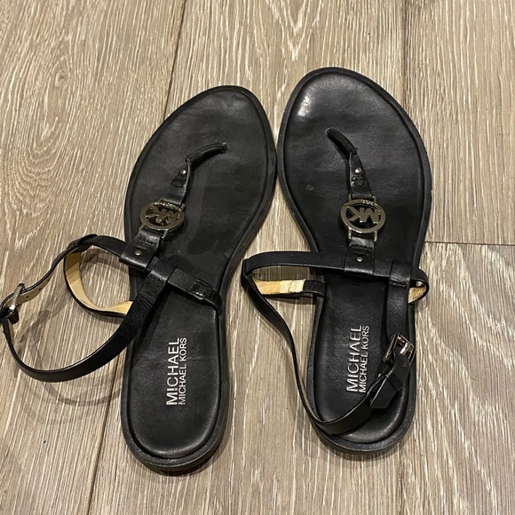 MICHAEL Michael Kors black leather sandals - Picture 3 of 7